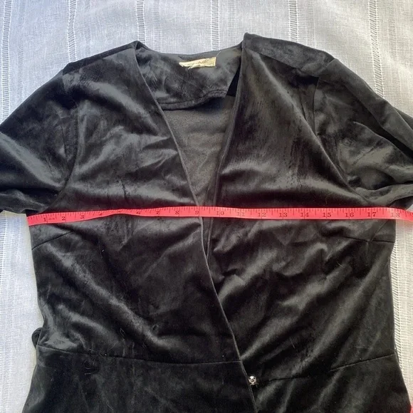 Mystree Black Velvet Wrap Jacket with floral embroidery. - Picture 7 of 10